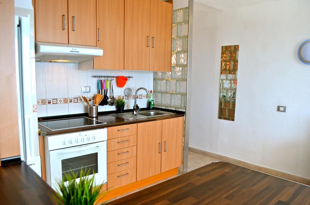 Apartment With Great Seaview Пуэрто-де-Сантьяго Экстерьер фото